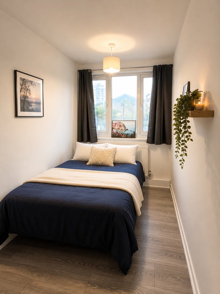 Room Waynflete Square in Greater London