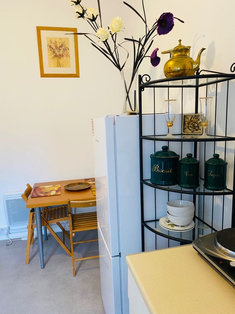 Flat Crossfield Road in Clacton-on-Sea