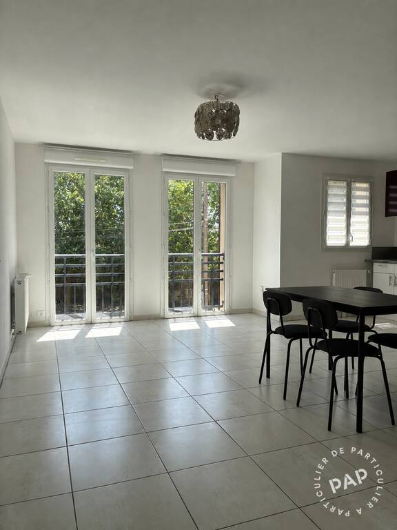 Appartement Rue d'Orsonville à Dourdan