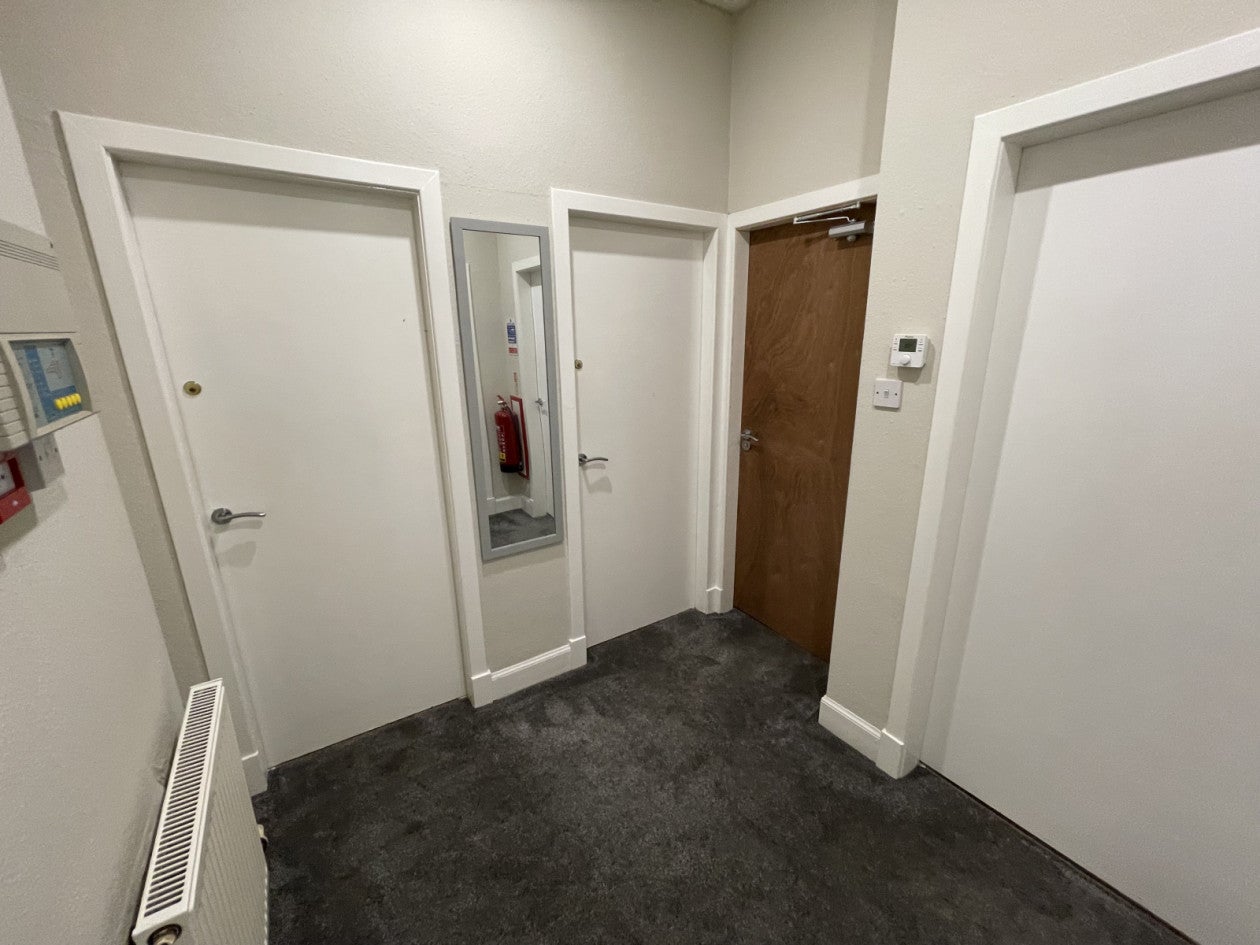 Room Bellefield Avenue in Dundee