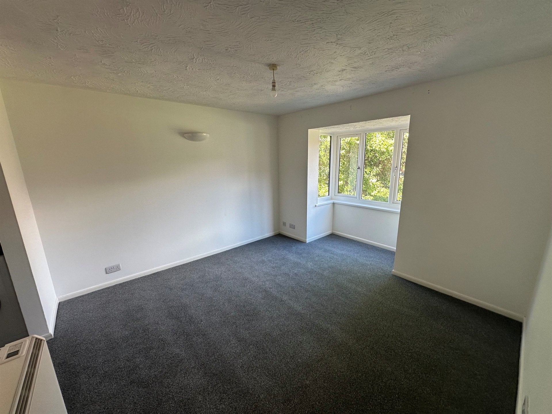 Flat Waterside Close in Greater London