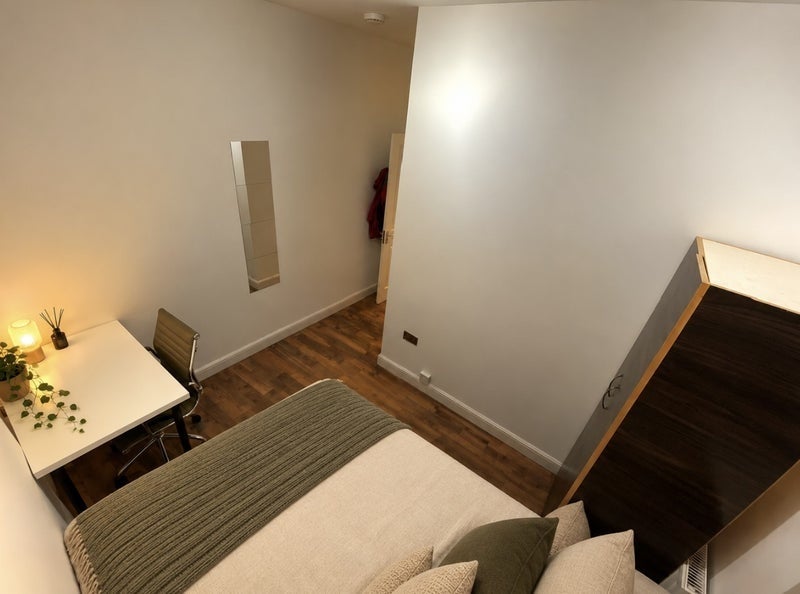 Room Camberwell Church Street in Greater London