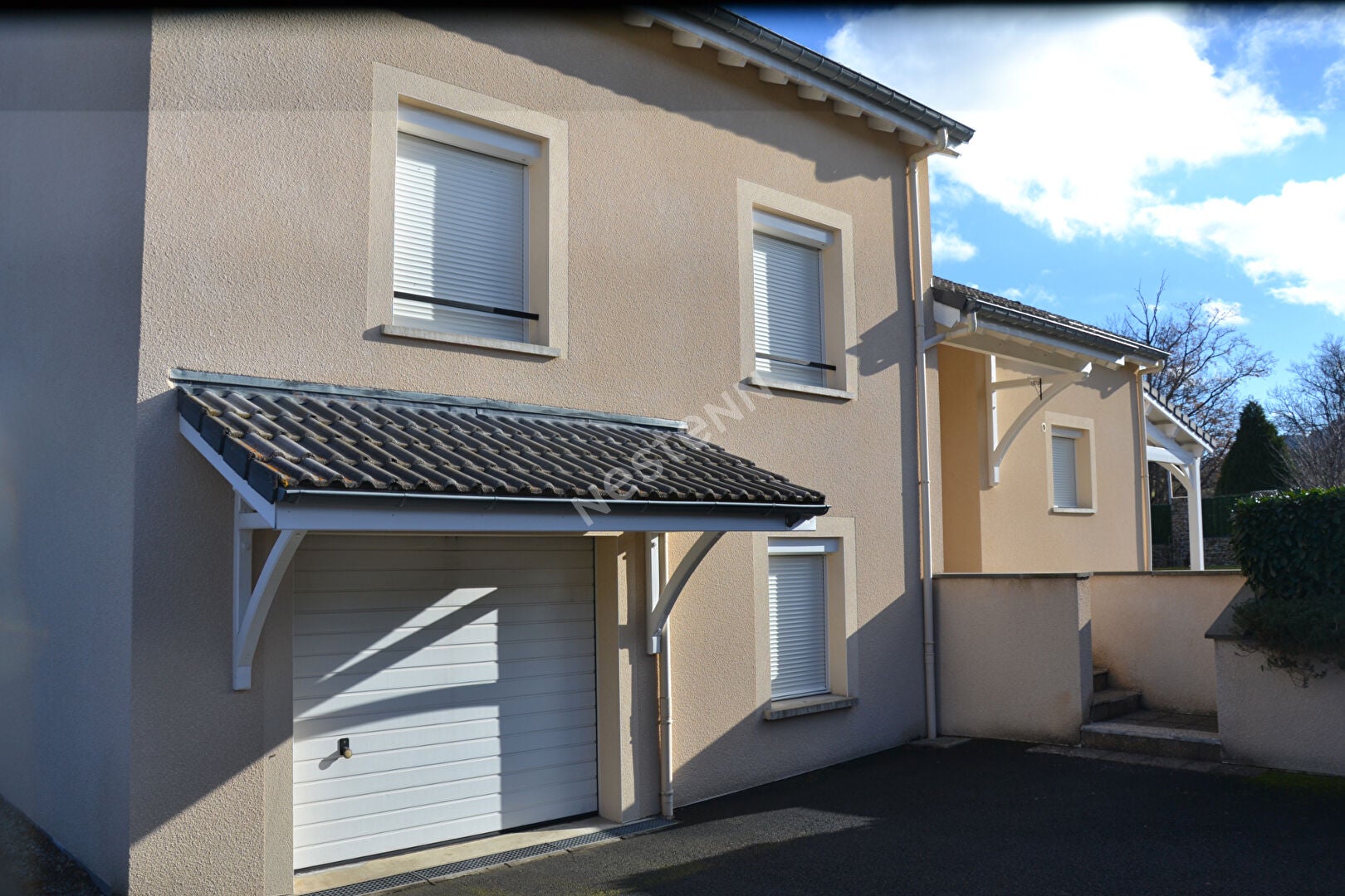 Maison Place de la Calade à Yssingeaux