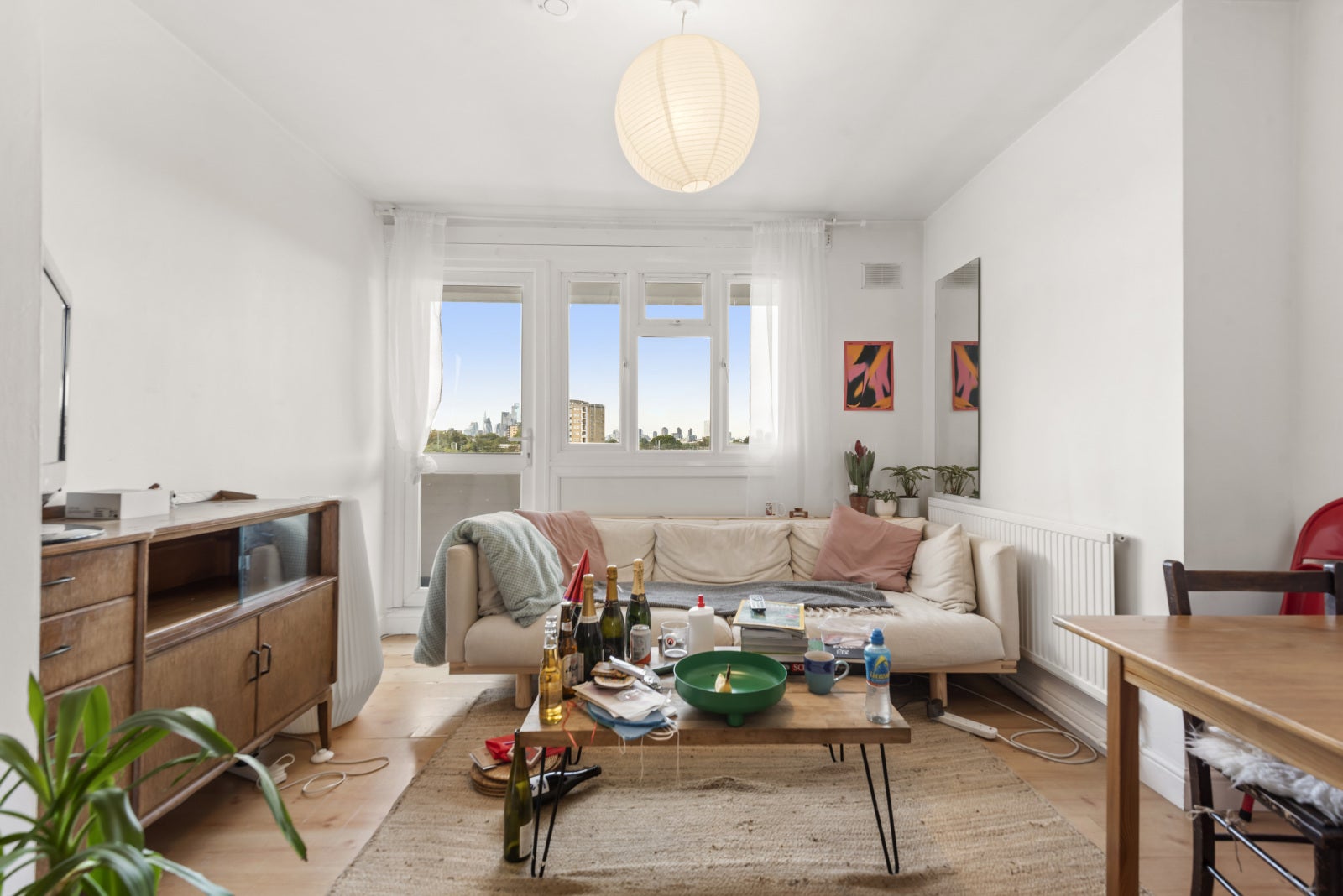 Flat Amhurst Road in Greater London