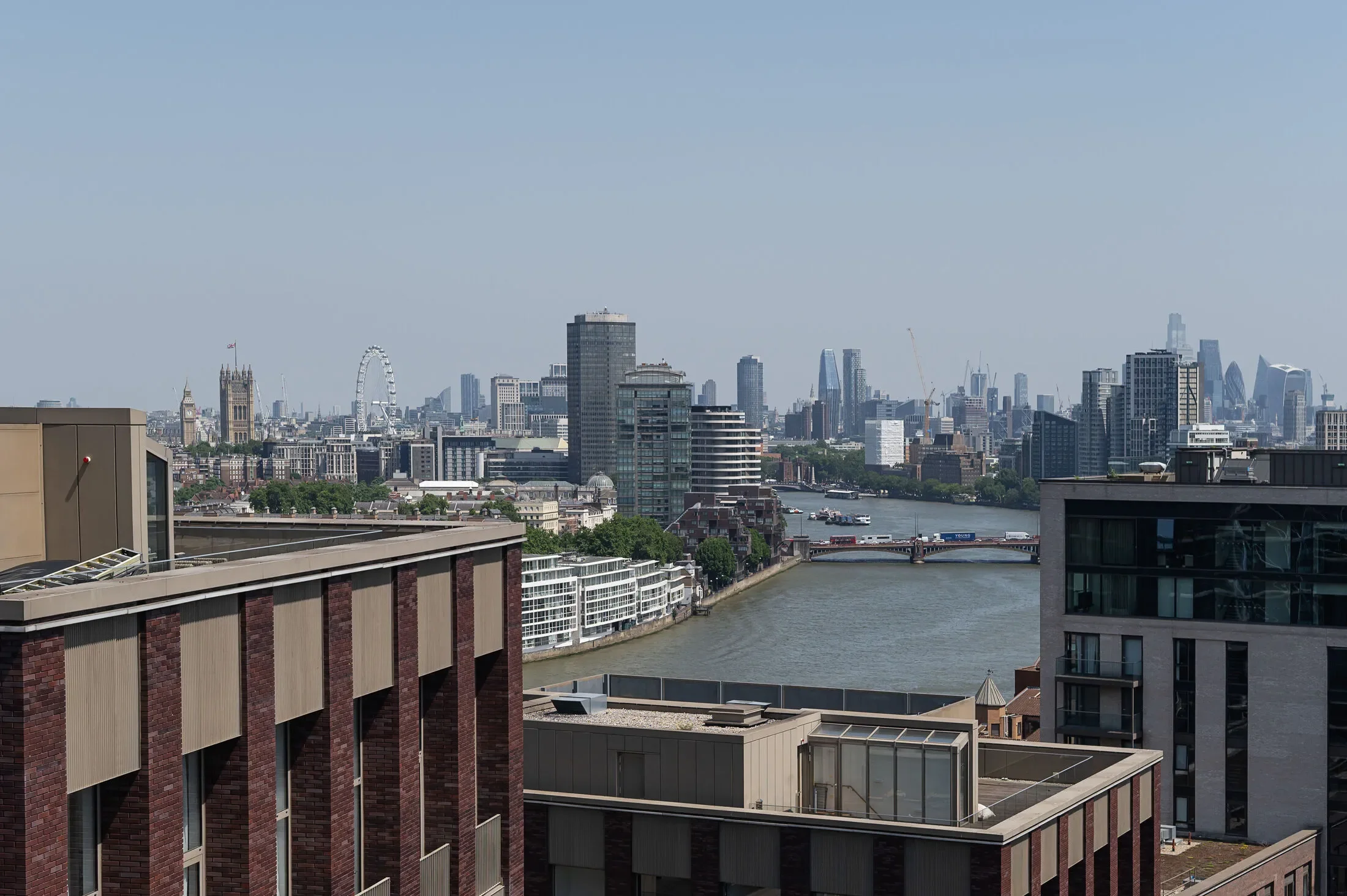Flat New Mill Road in Greater London
