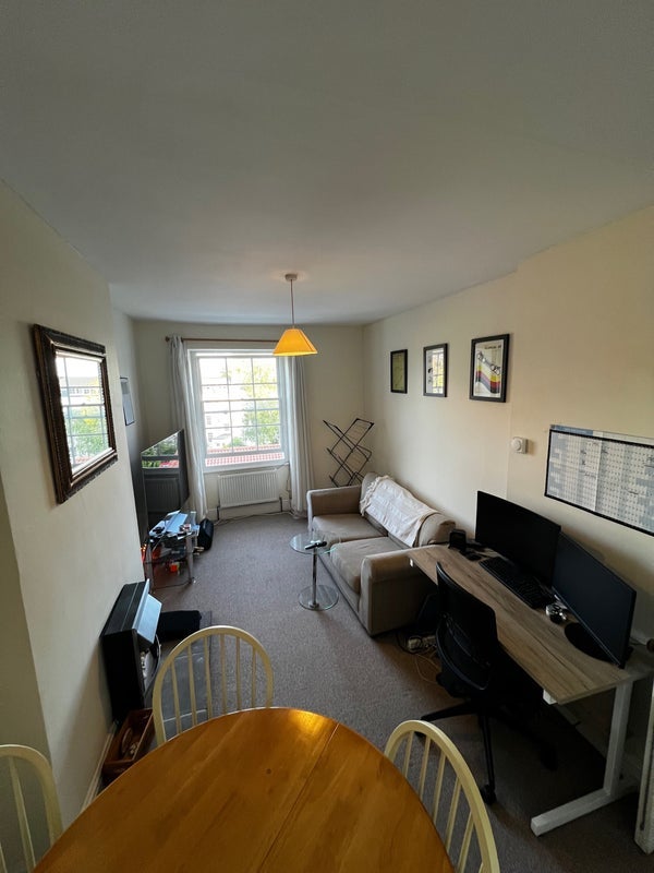 Flat Richmond Terrace in Bristol