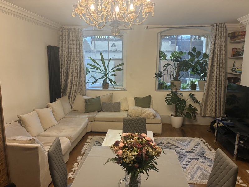 Room Lancaster Gate in City of Westminster