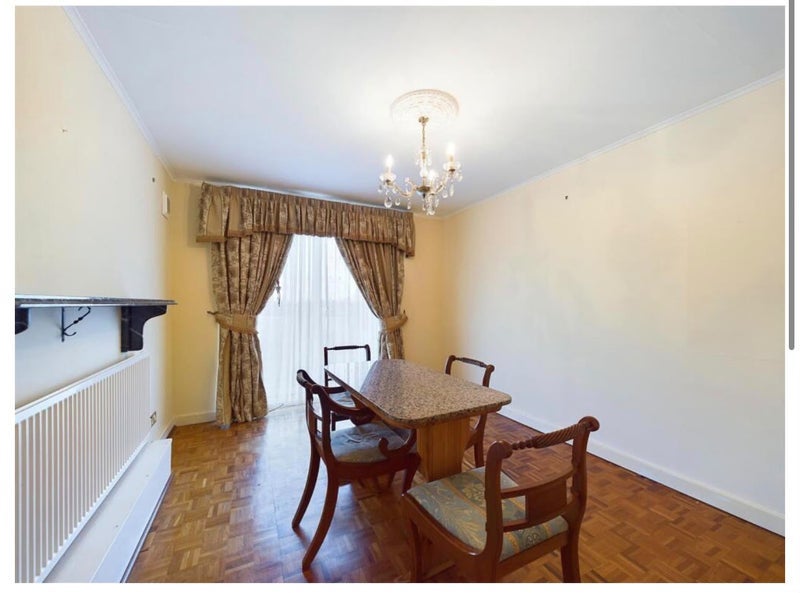 Flat Lynton Road in Greater London
