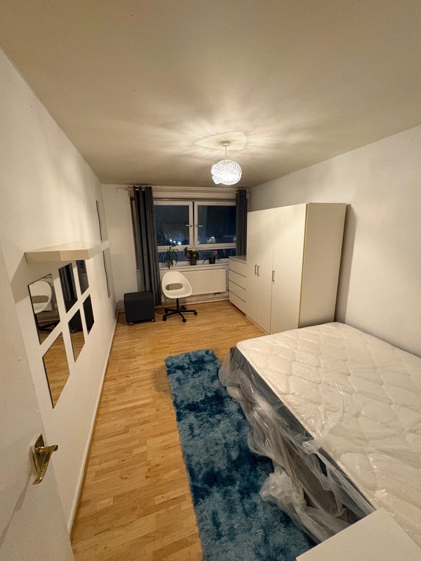 Flat Pembroke Street in Greater London