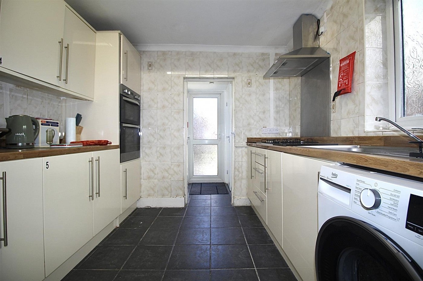Room Derby Road in Greater London