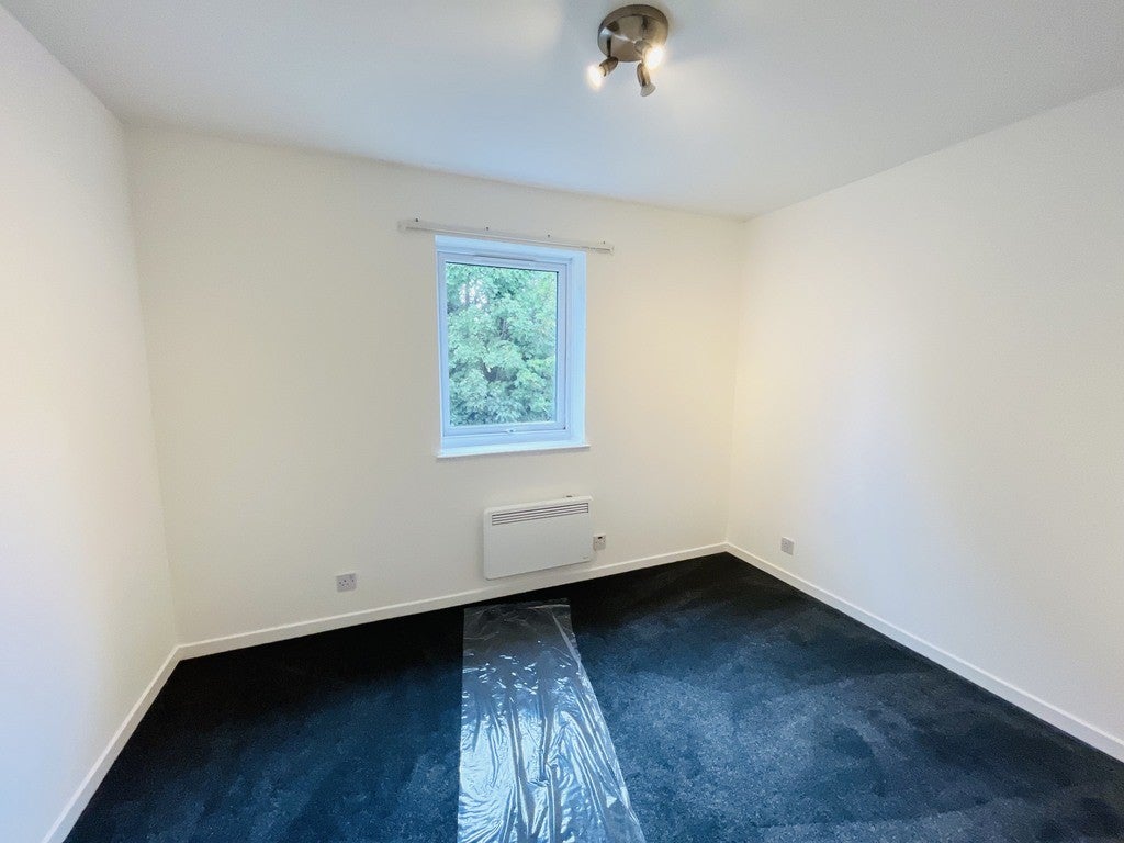 Flat Rushdon Close in Greater London