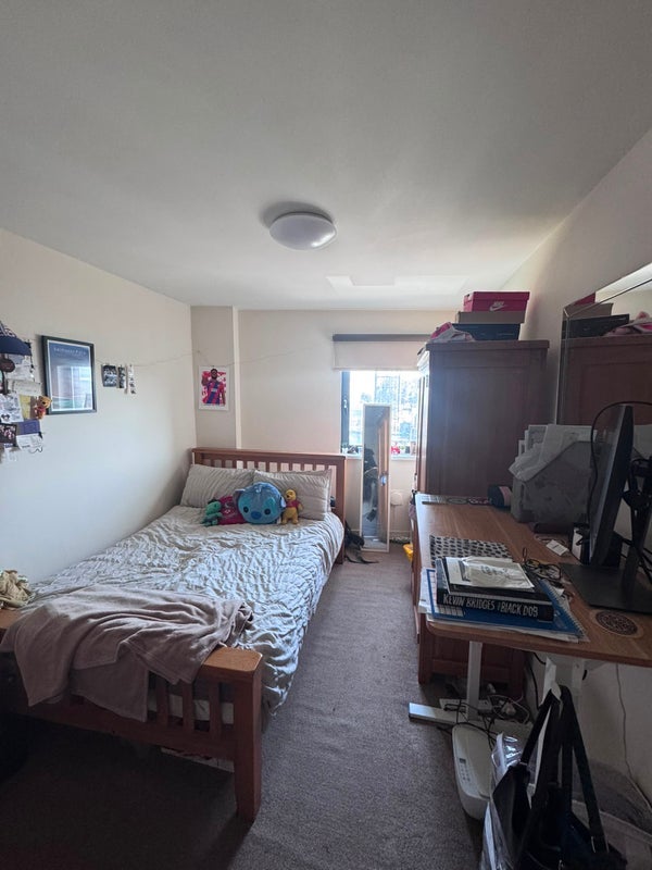 Room Galleon Way in Cardiff