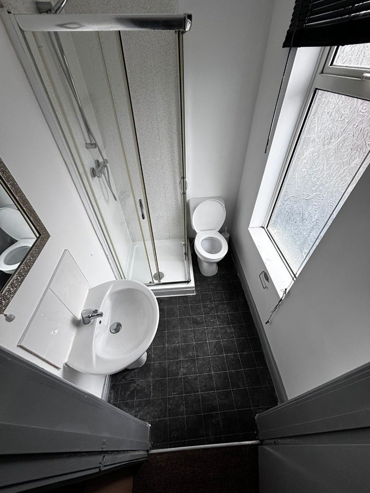 Room Furnivall Road in Doncaster