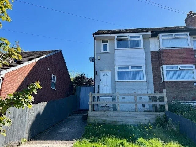 Flat Holt Hill in Birkenhead
