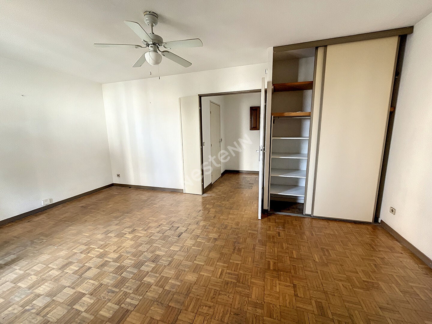 Room Rue Victor Clappier in Toulon