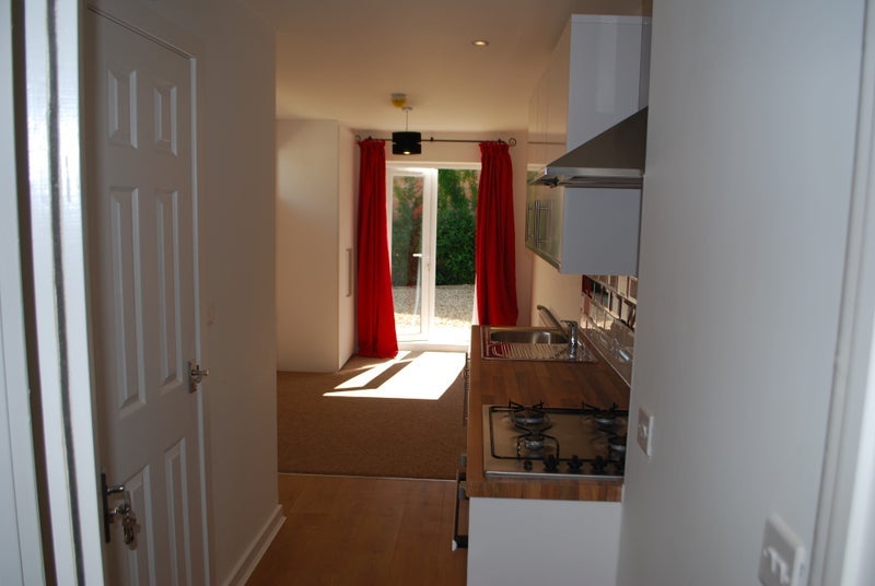 Room Granville Road in Poole