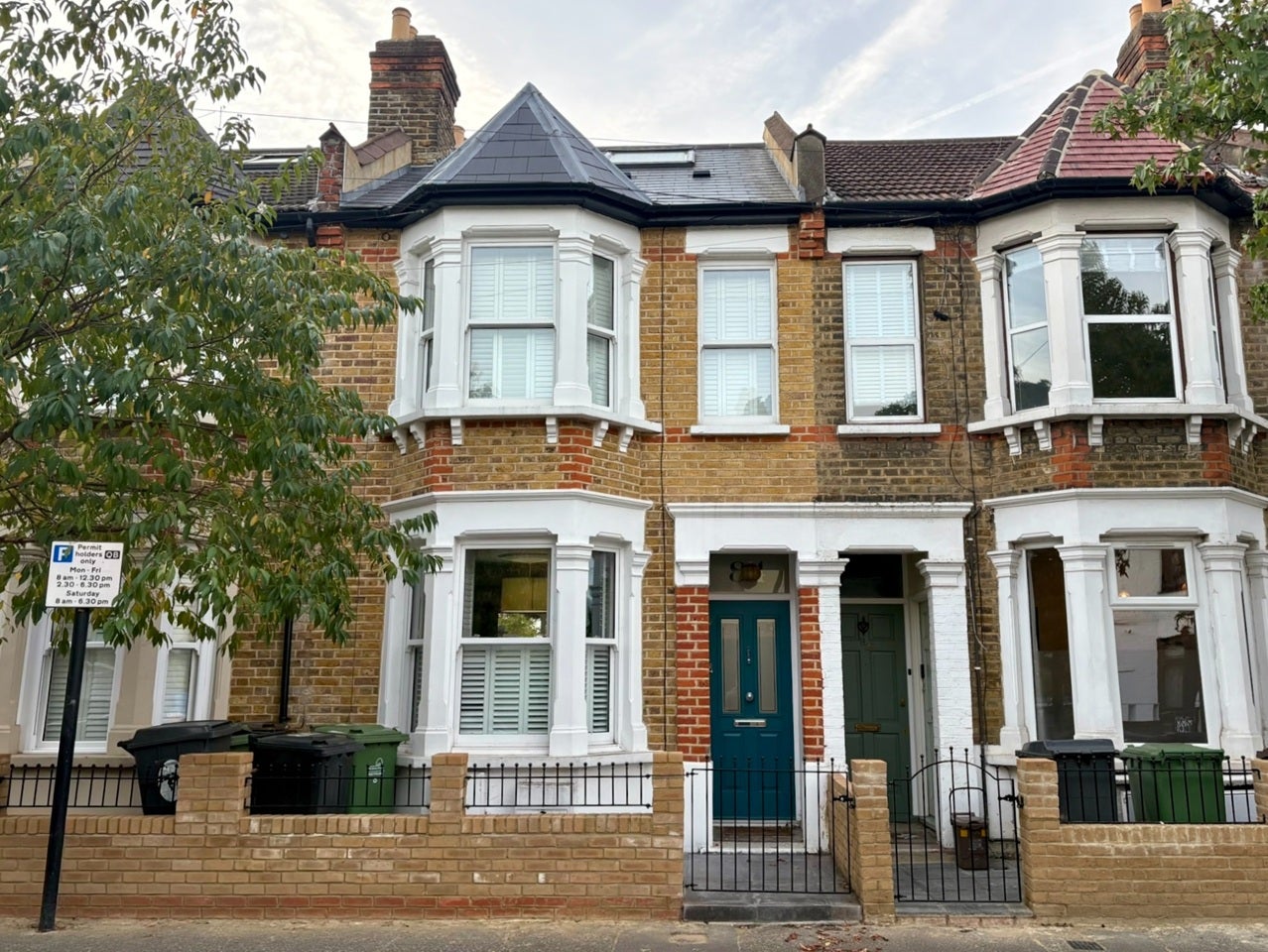 House Farmilo Road in Greater London