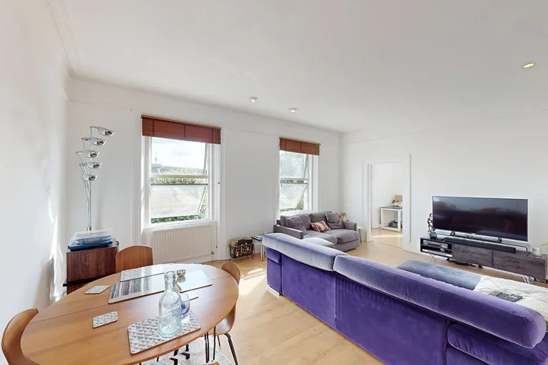 Flat Portsdown Mews in Greater London