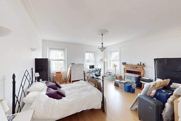 Flat Portsdown Mews in Greater London