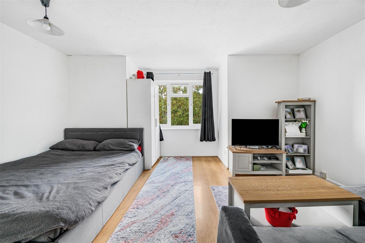 Flat Cavendish Road in Greater London