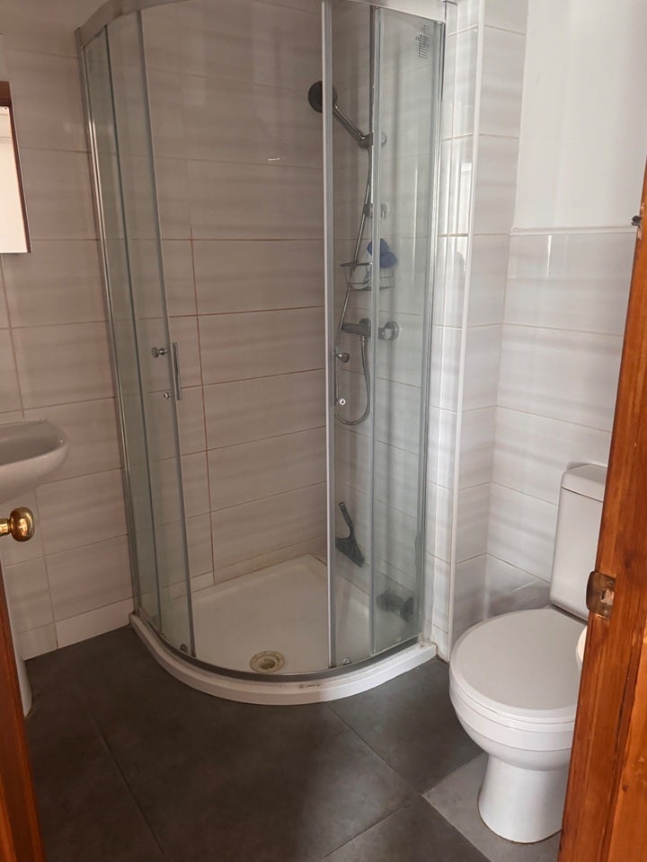 Room Upper Green East in Greater London