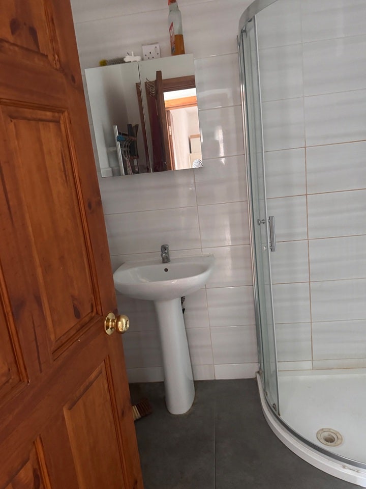 Room Upper Green East in Greater London
