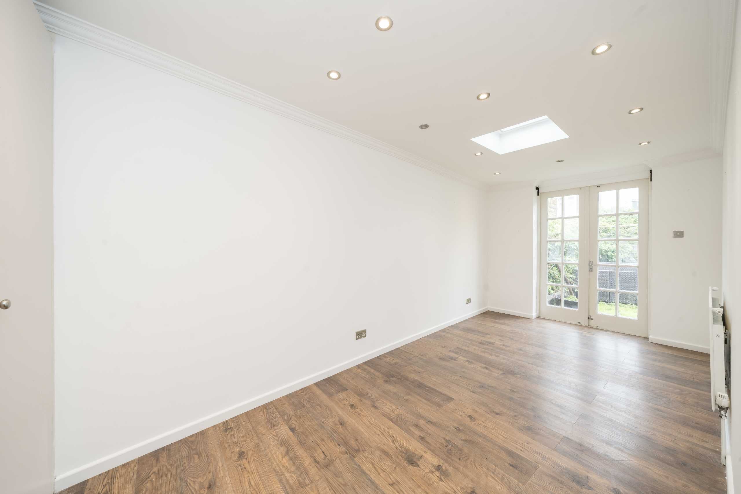 House Ollgar Close in Greater London