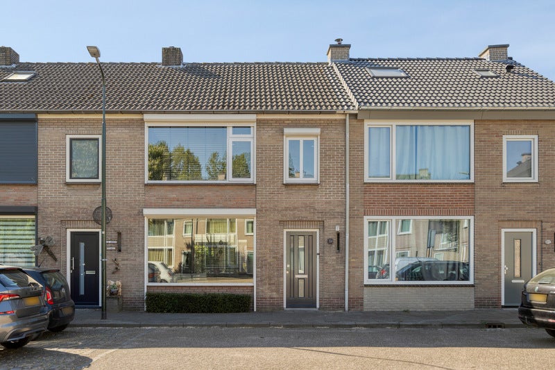 Huis Lijsterbeslaan 154 in Schijndel
