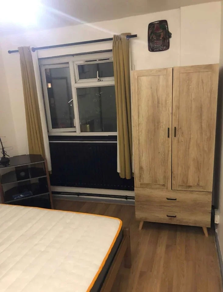 Room Winchelsea Road in Greater London