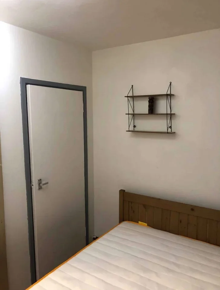 Room Winchelsea Road in Greater London
