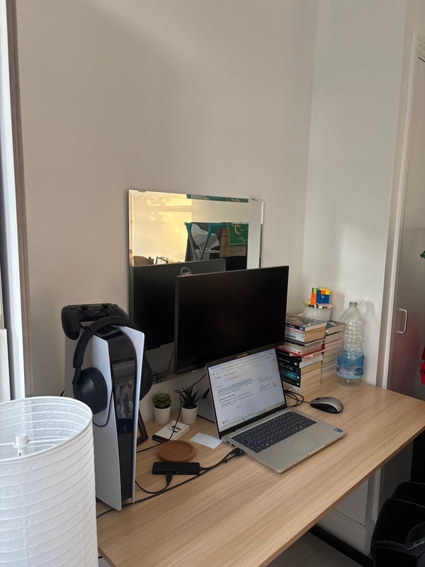Room Petley Road in Greater London