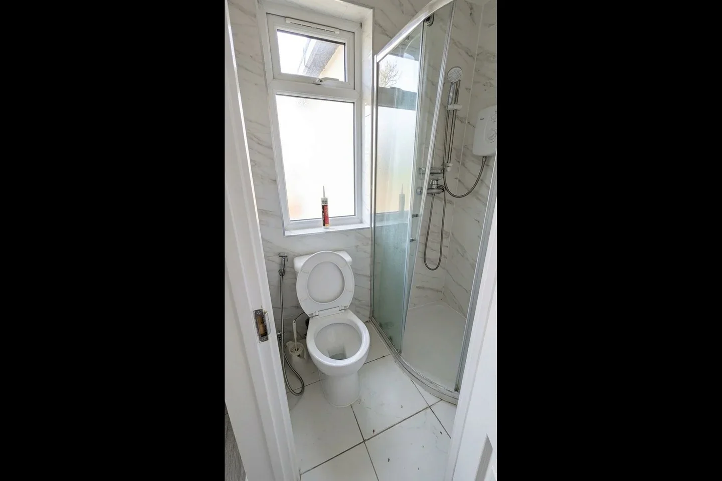 Room Eastern Avenue in Greater London