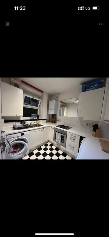 Room Hudson Close in Greater London