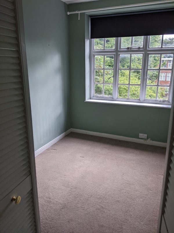 Room Adare Walk in Greater London