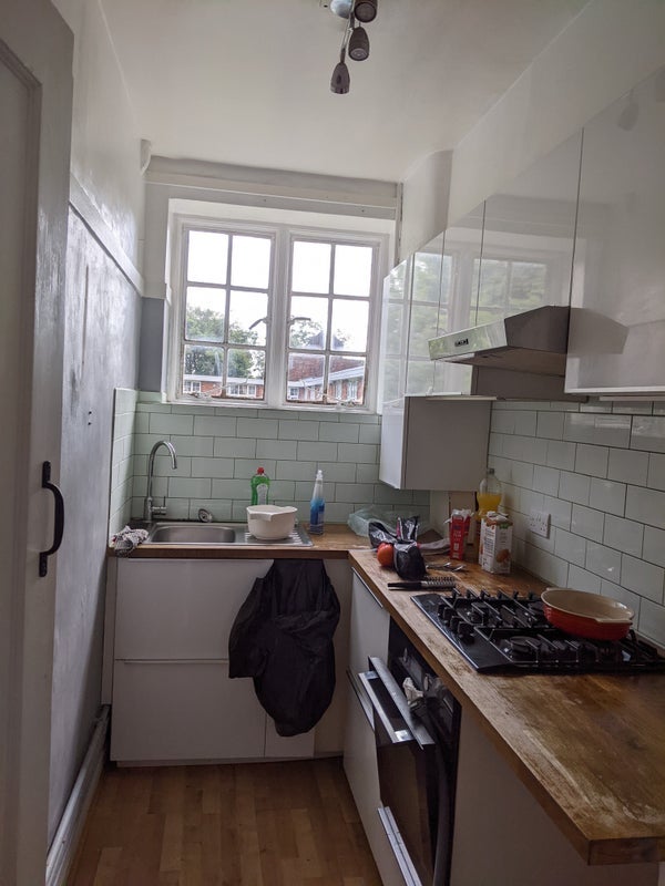 Room Adare Walk in Greater London