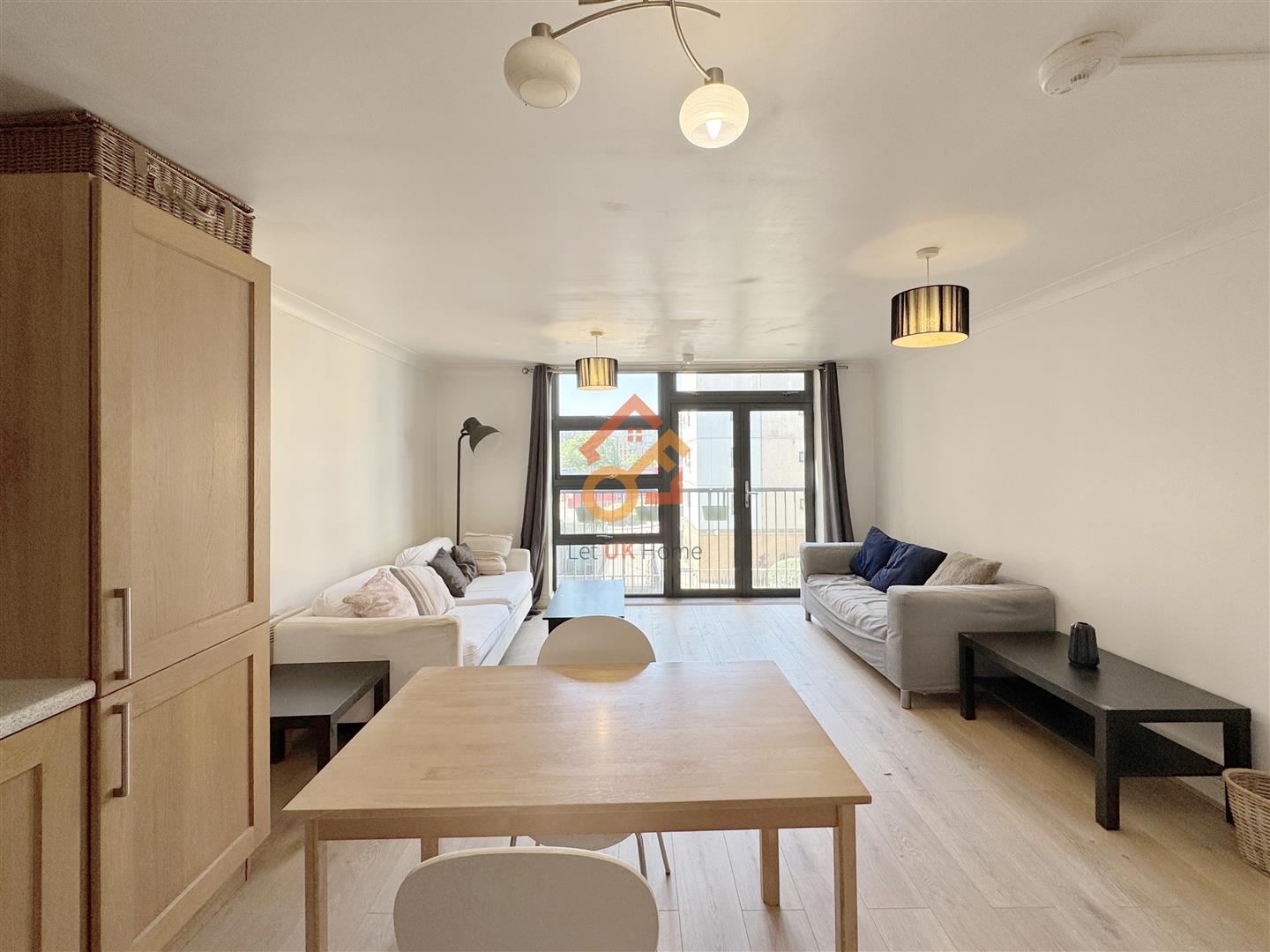 Flat Maltings Close in Greater London