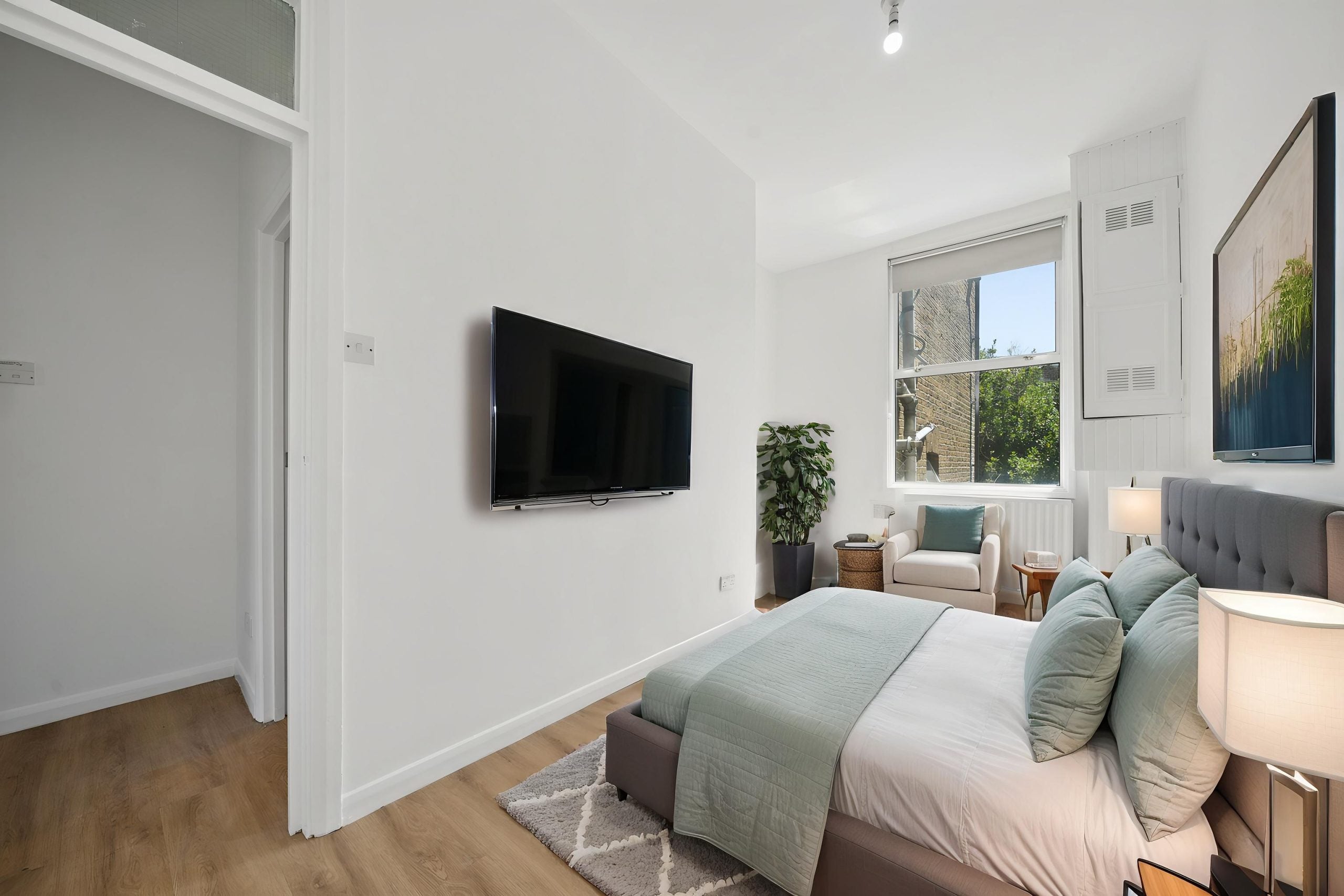 Flat Tulse Hill in Greater London