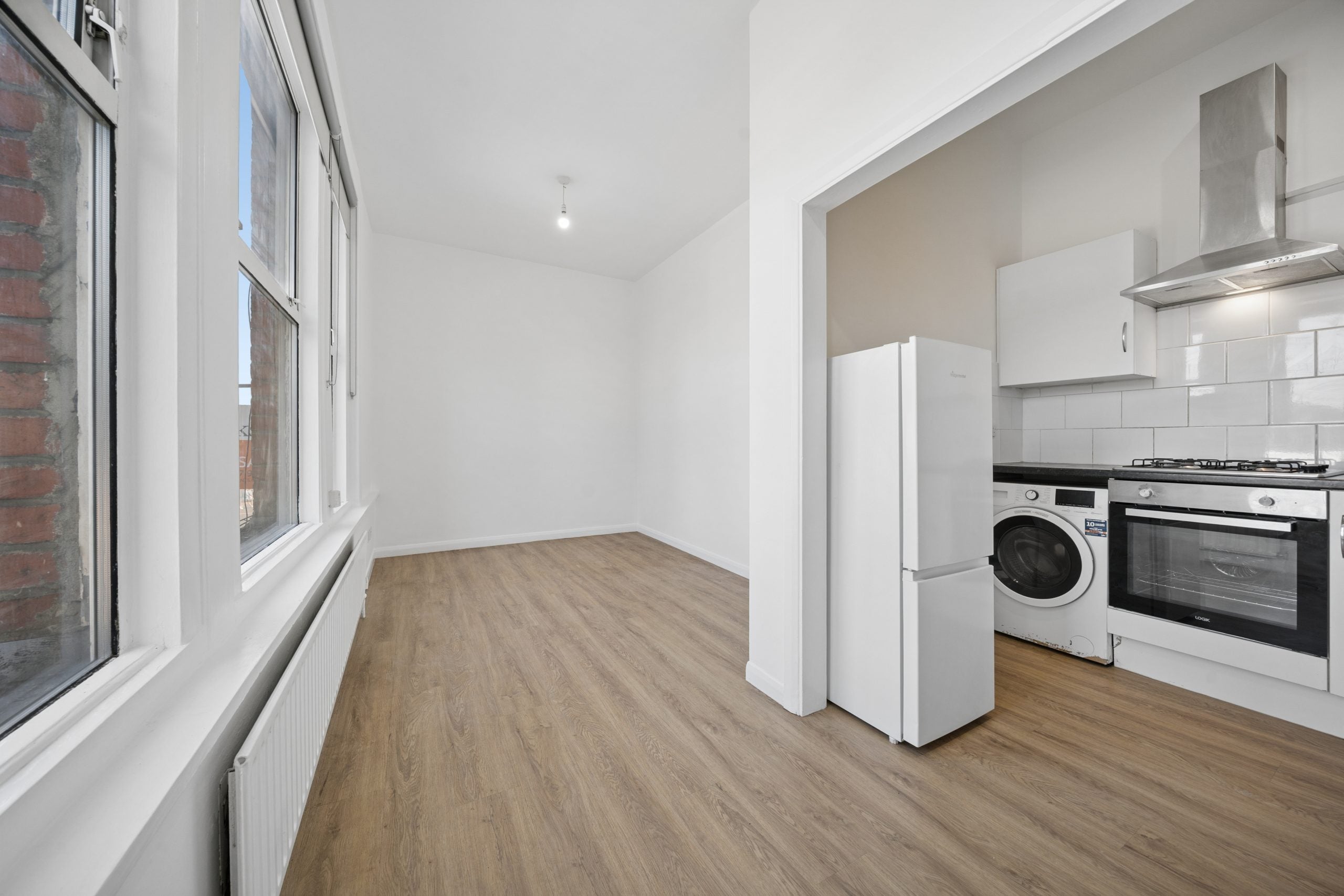 Flat Tulse Hill in Greater London