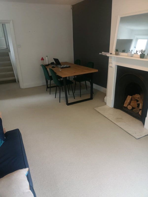 Room Buckleigh Road in Greater London