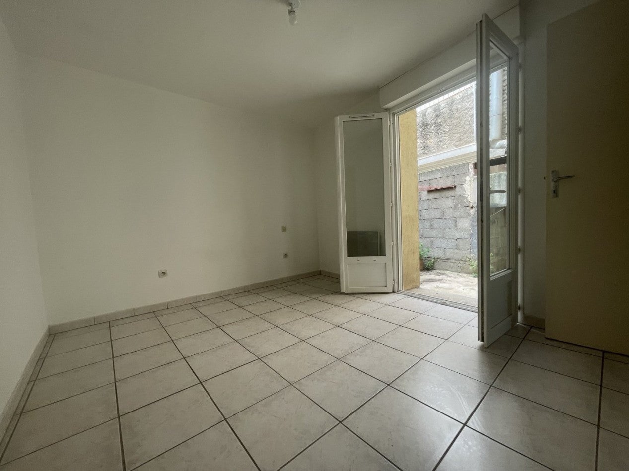 Flat Rue Anatole France in Pézenas