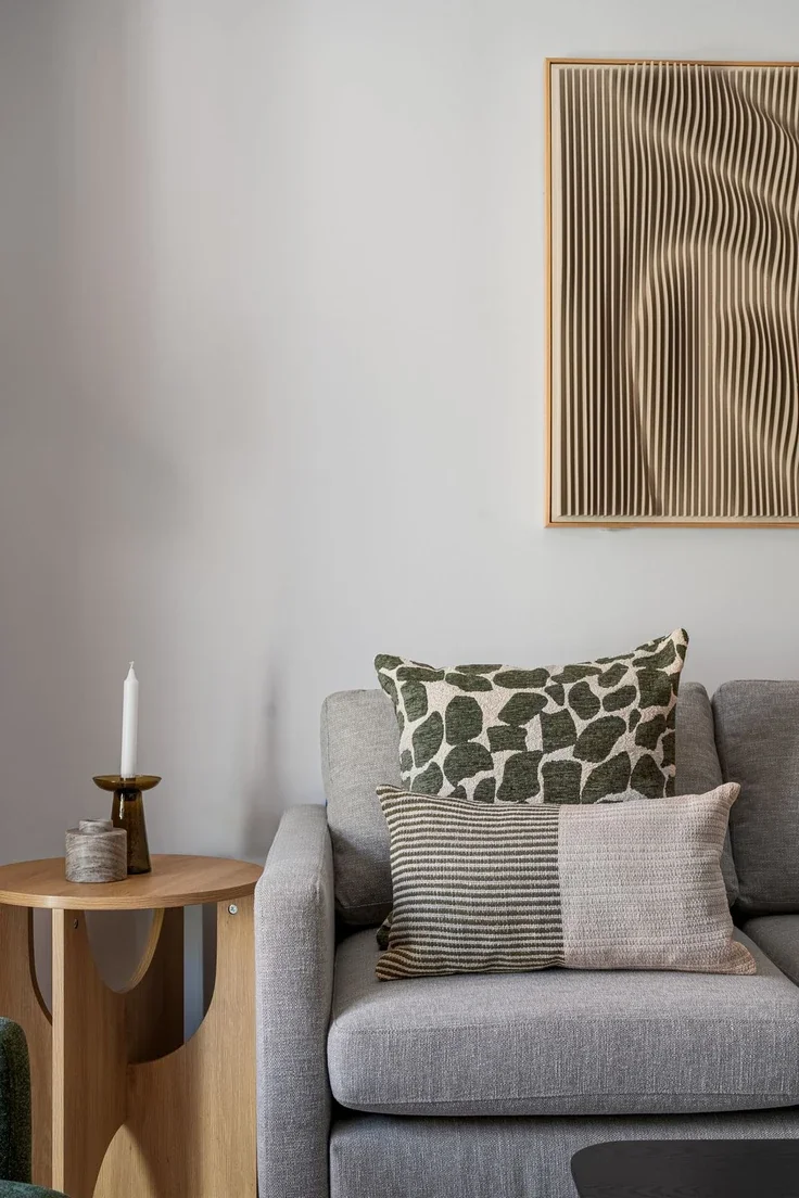 Flat Kensington High Street in Greater London