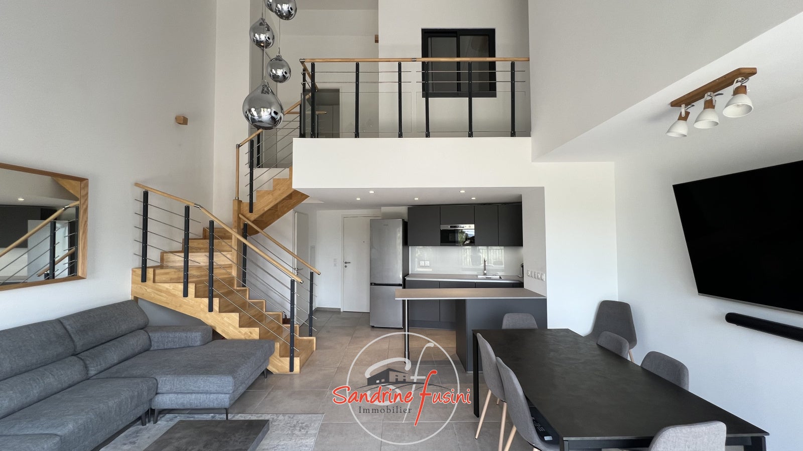 Flat Route des Plans in Carros
