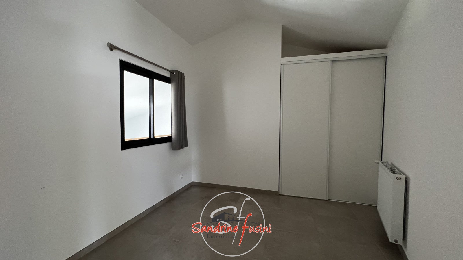 Flat Route des Plans in Carros
