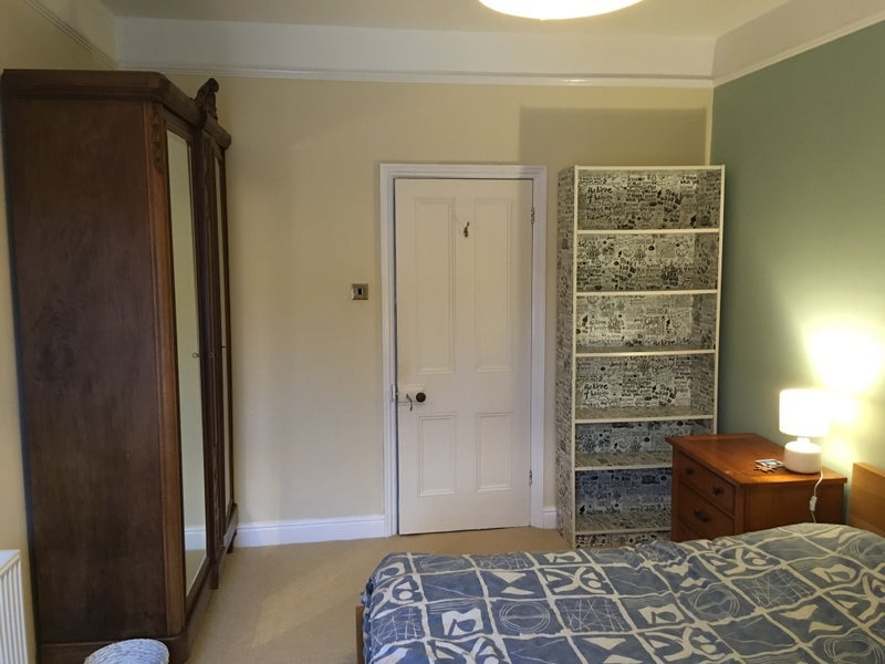Room Goulbourne Road in Priorslee Village