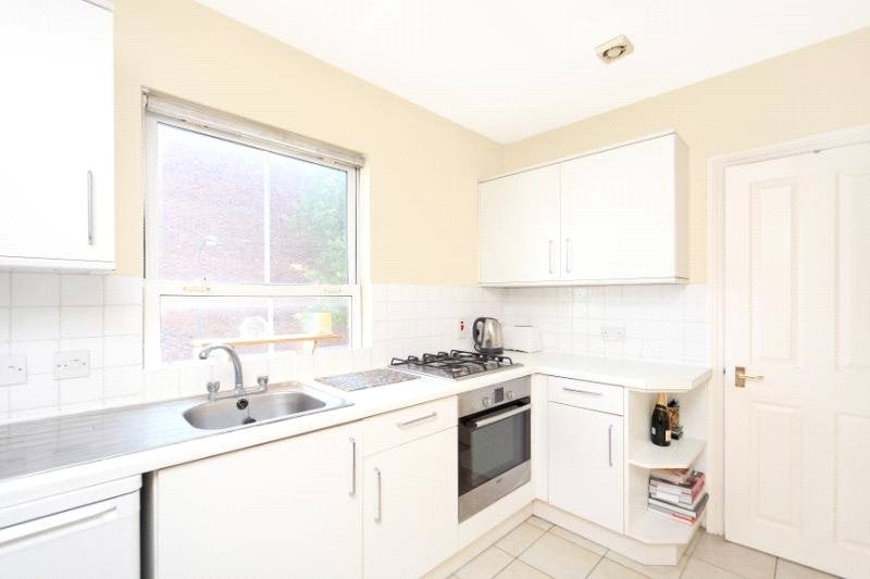 Flat Redan Street in Greater London