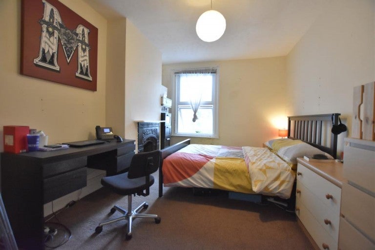 Flat North Street in Bristol