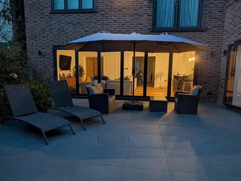 Room Devenish Road in Sunningdale