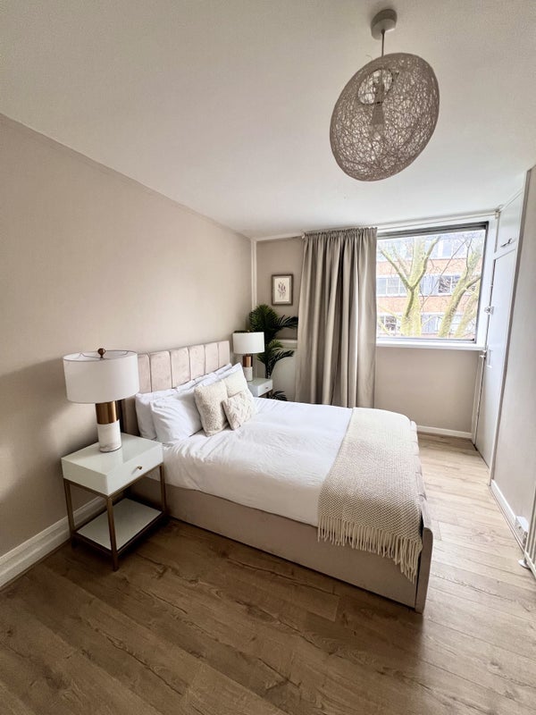 Room Baltic Street West in City of London