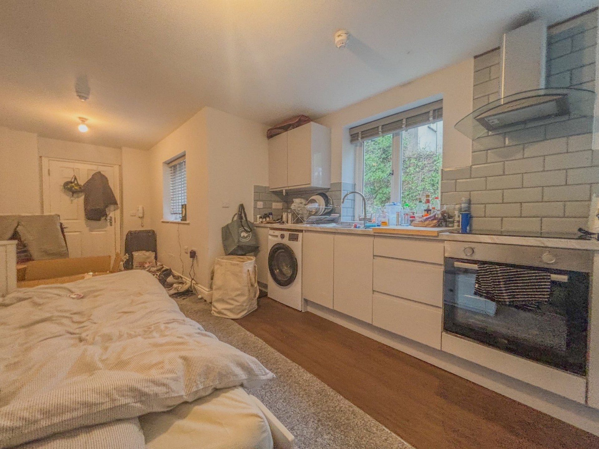Flat Hotwell Road in Bristol