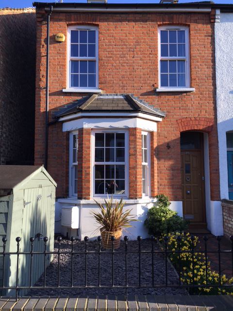 Room Green Avenue in Greater London